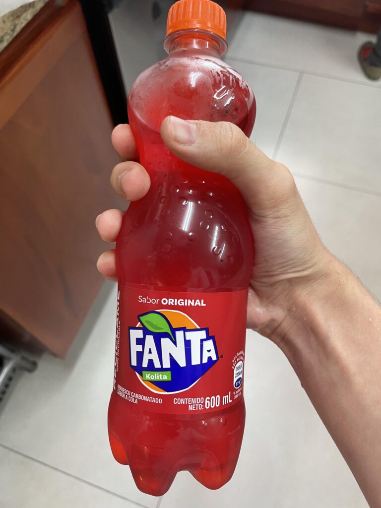 La Fanta que sólo encontrarás en un lugar del mundo... Costa Rica.