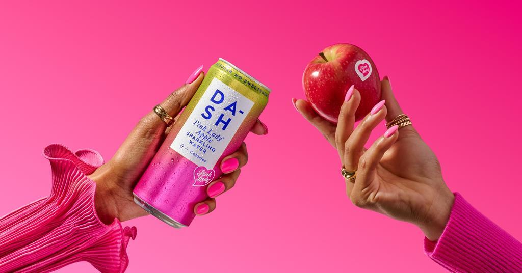 Llega el agua con gas sabor a manzana Pink Lady.