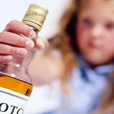 IA para verificar la edad en el consumo de bebidas alcohólicas.