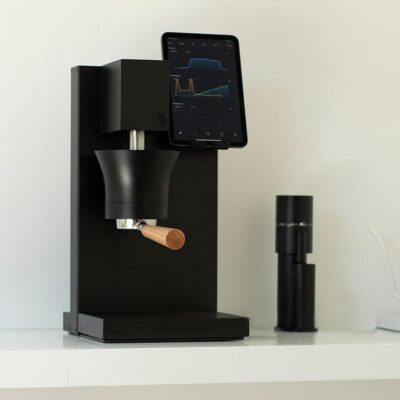 Llega Meticulous, la cafetera inteligente y promete hacerte el mejor café del mundo.