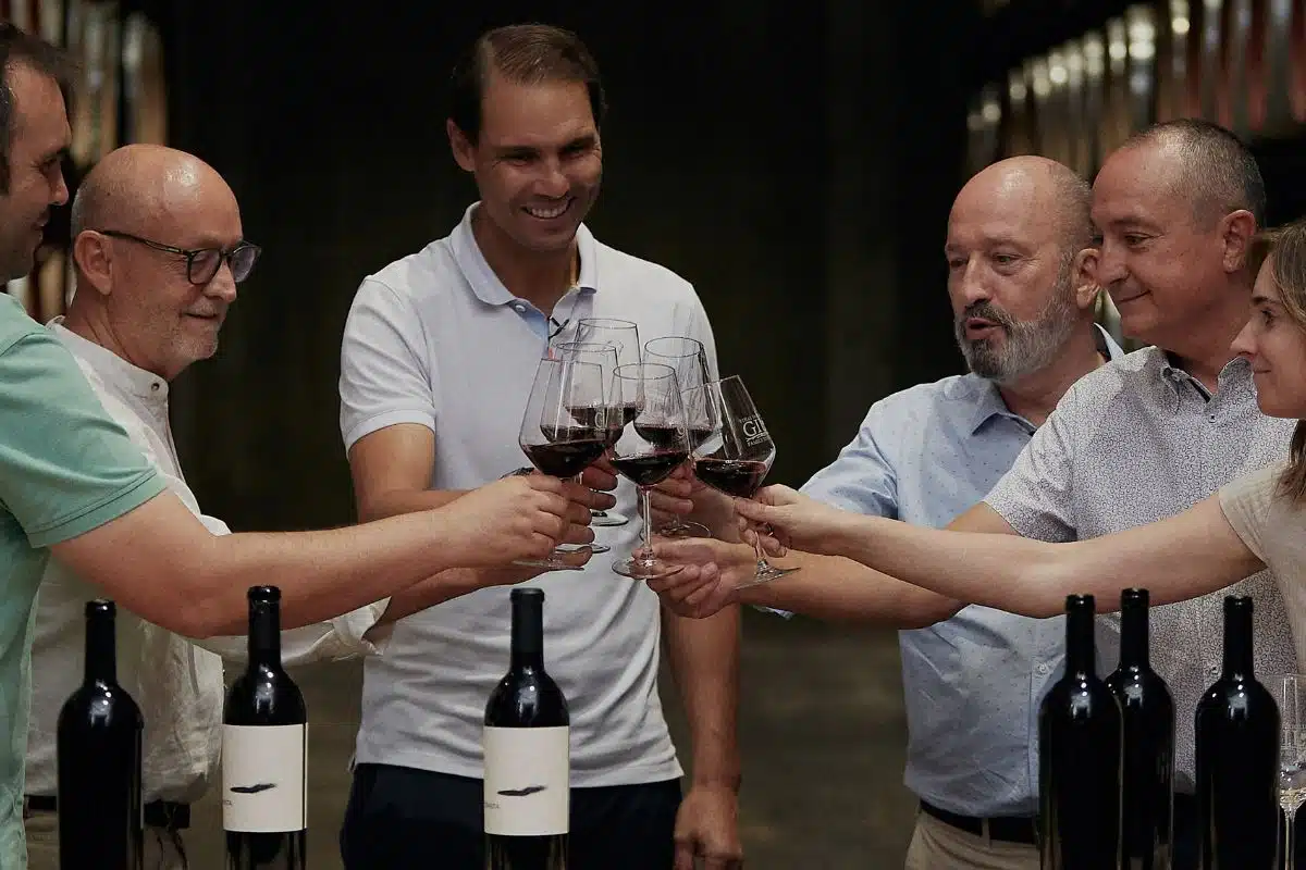El tenista Rafa Nadal lanza al mercado su primer vino.