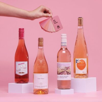 Aldi lanza una guía de color para identificar tu vino rosado favorito.