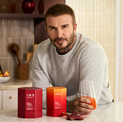 El deportista David Beckham presta su imagen a la nueva marca de suplementos para la salud IM8.