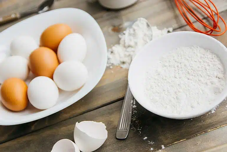 Proteína de huevo, sin gallinas, gracias a la fermentación de precisión en laboratorio.