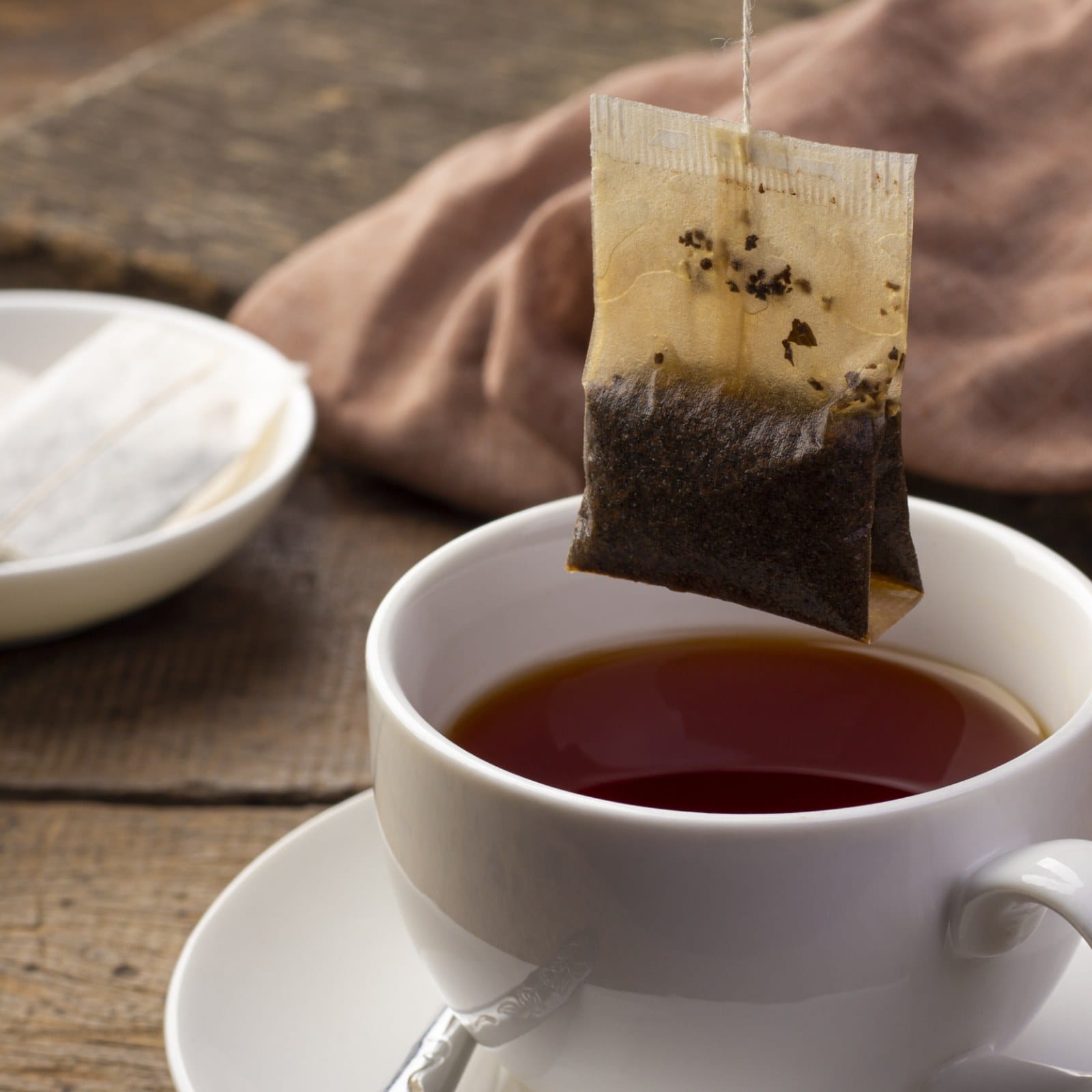 En este momento estás viendo Bolsitas de té y microplásticos… Posible riesgo para la salud.